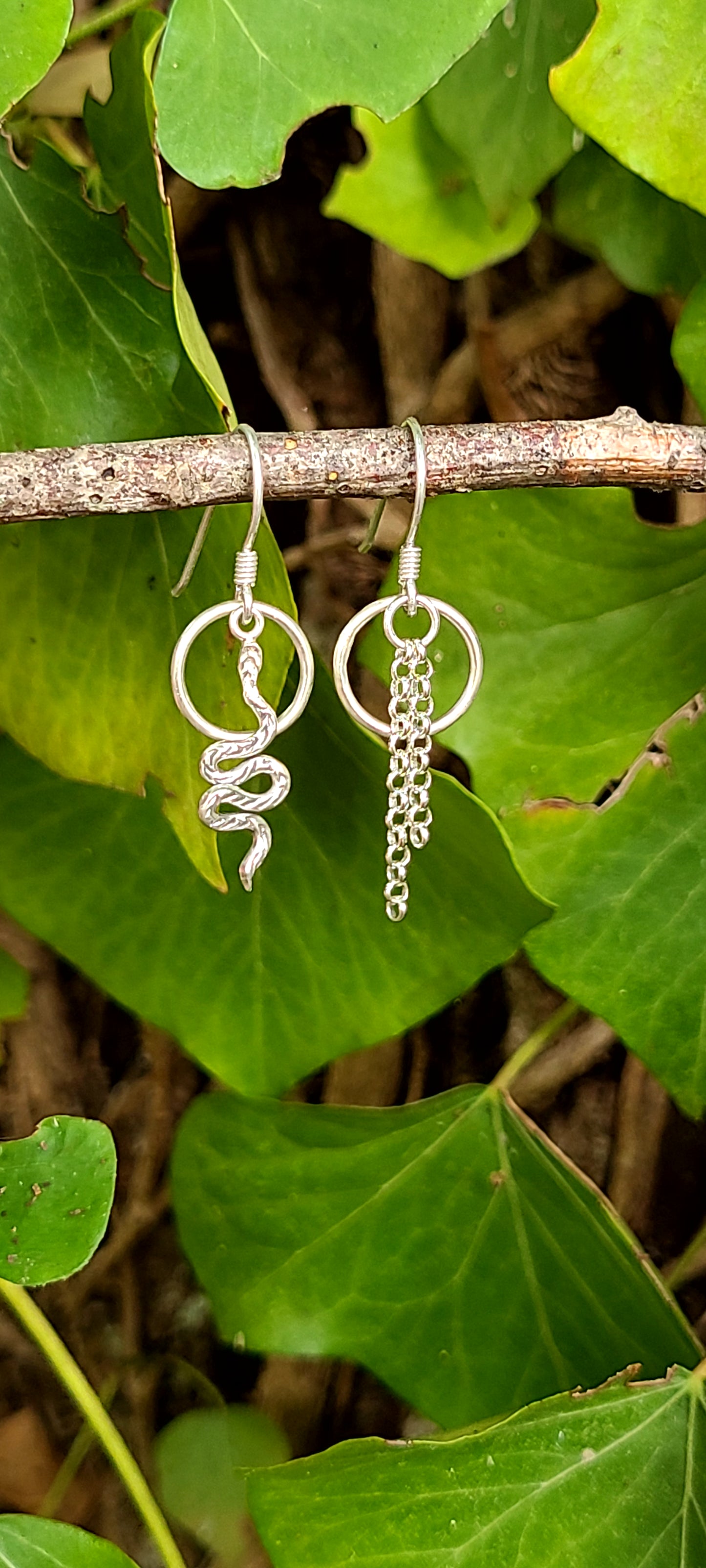 Boucles d'oreilles Asymétriques Serpent