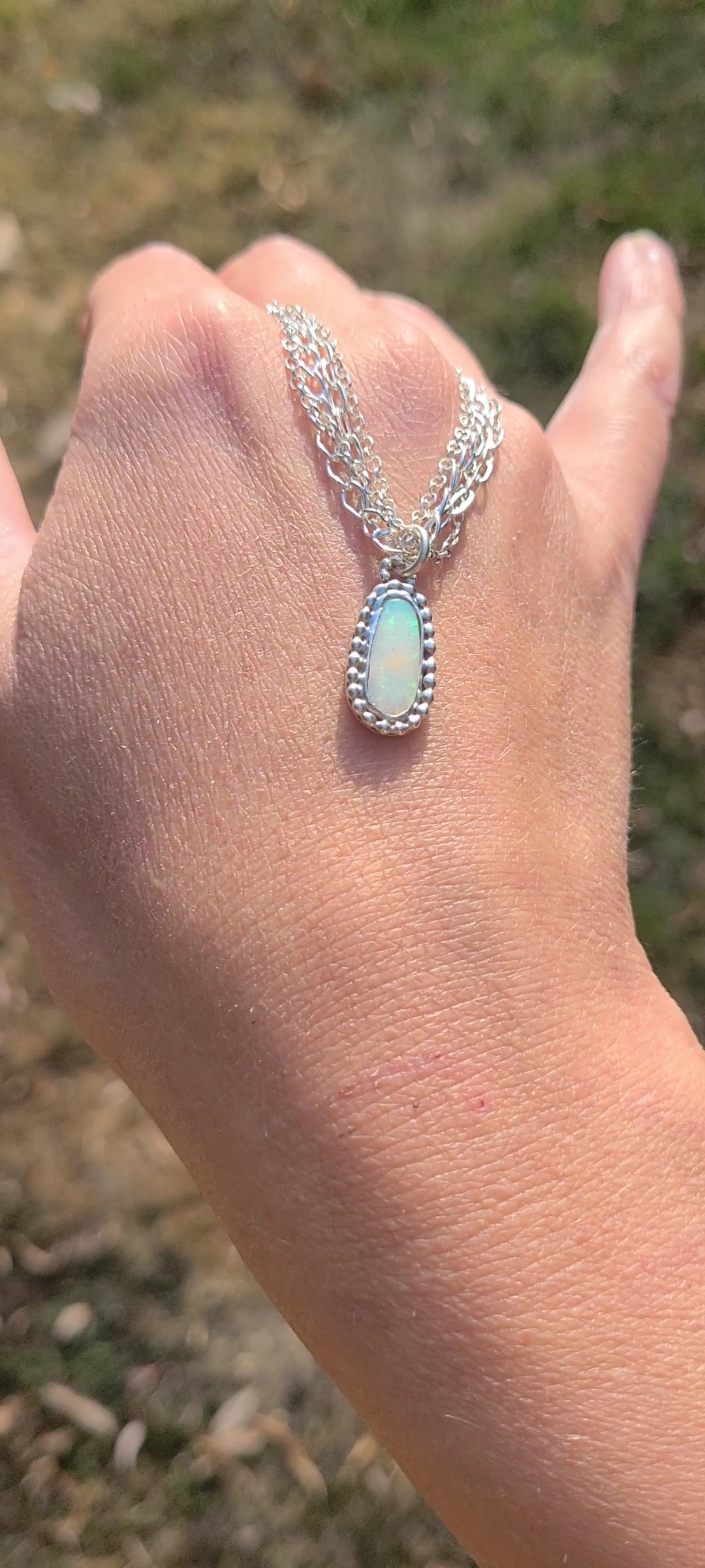 Collier Orchis et son Opale