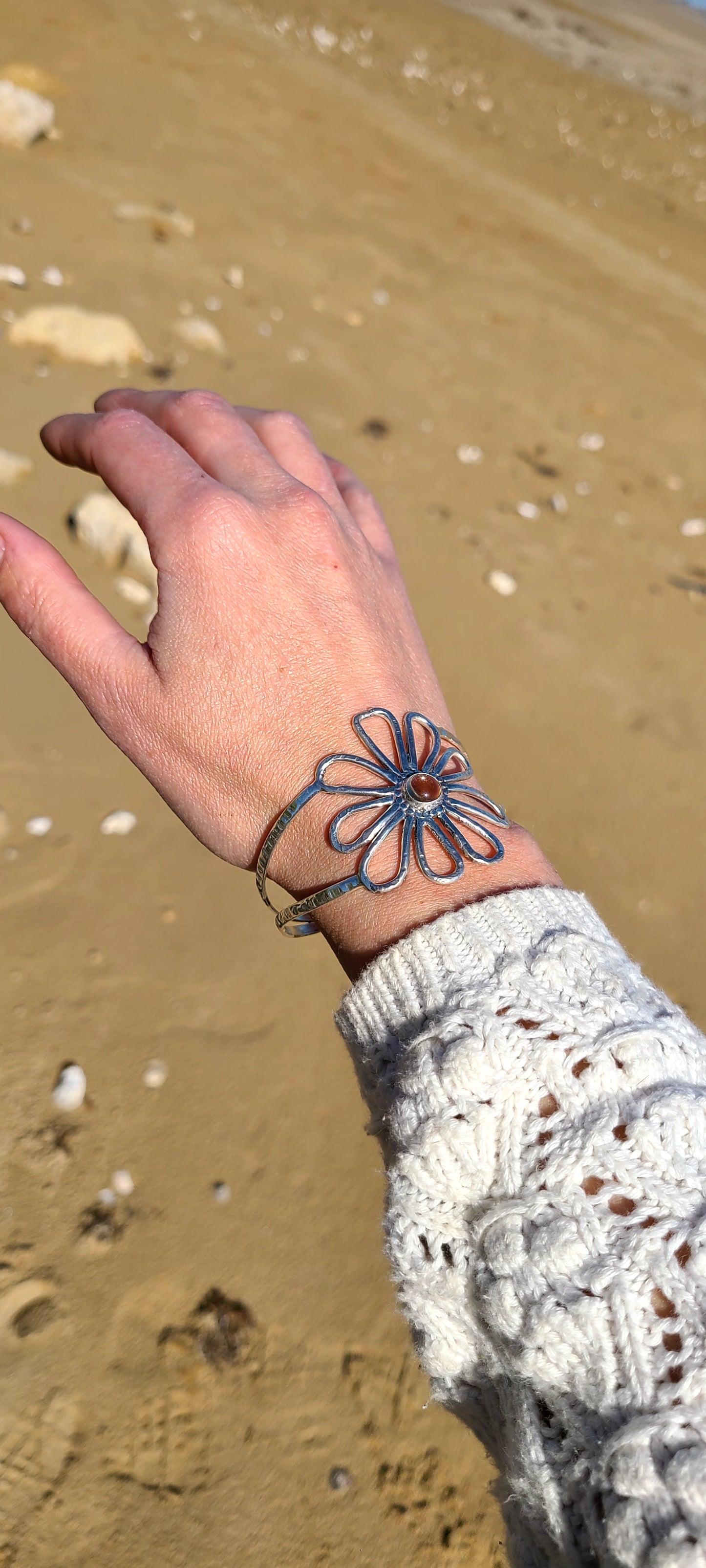 Flower Power- Jonc sertie d'une Citrine