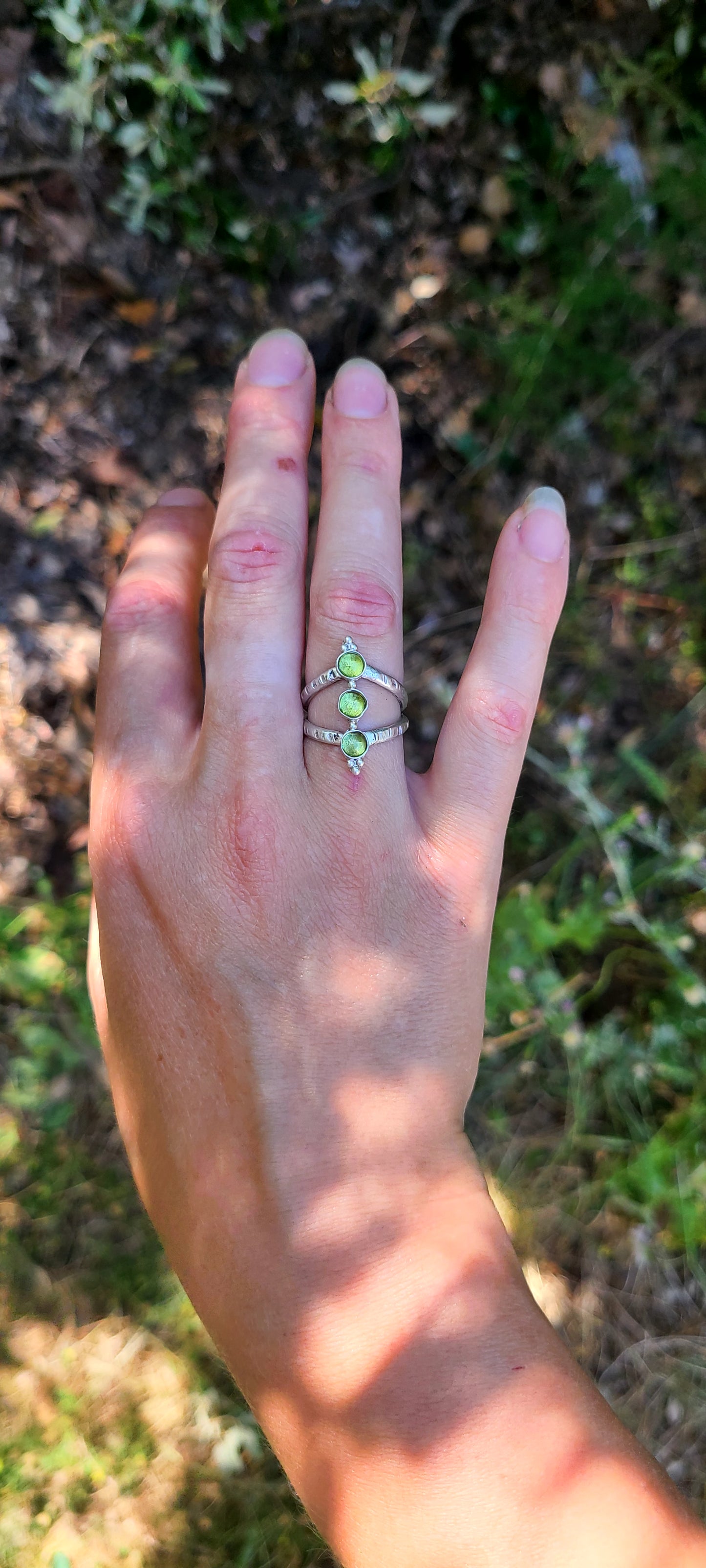 La bague Nina et Peridot