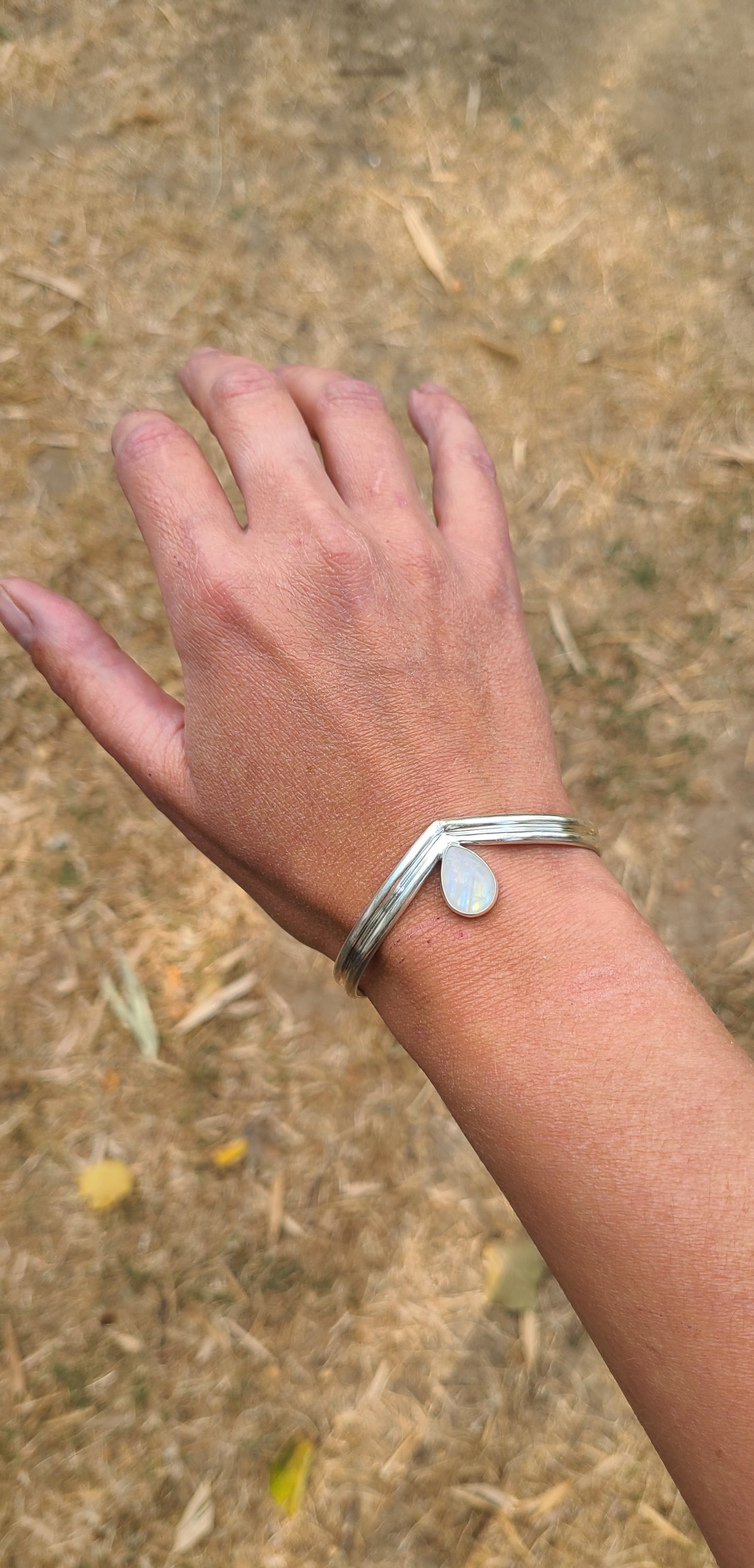 Jonc Lotus et sa labradorite blanche