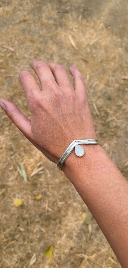 Jonc Lotus et sa labradorite blanche