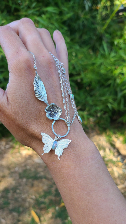 Collier Hibiscus et ses Opales